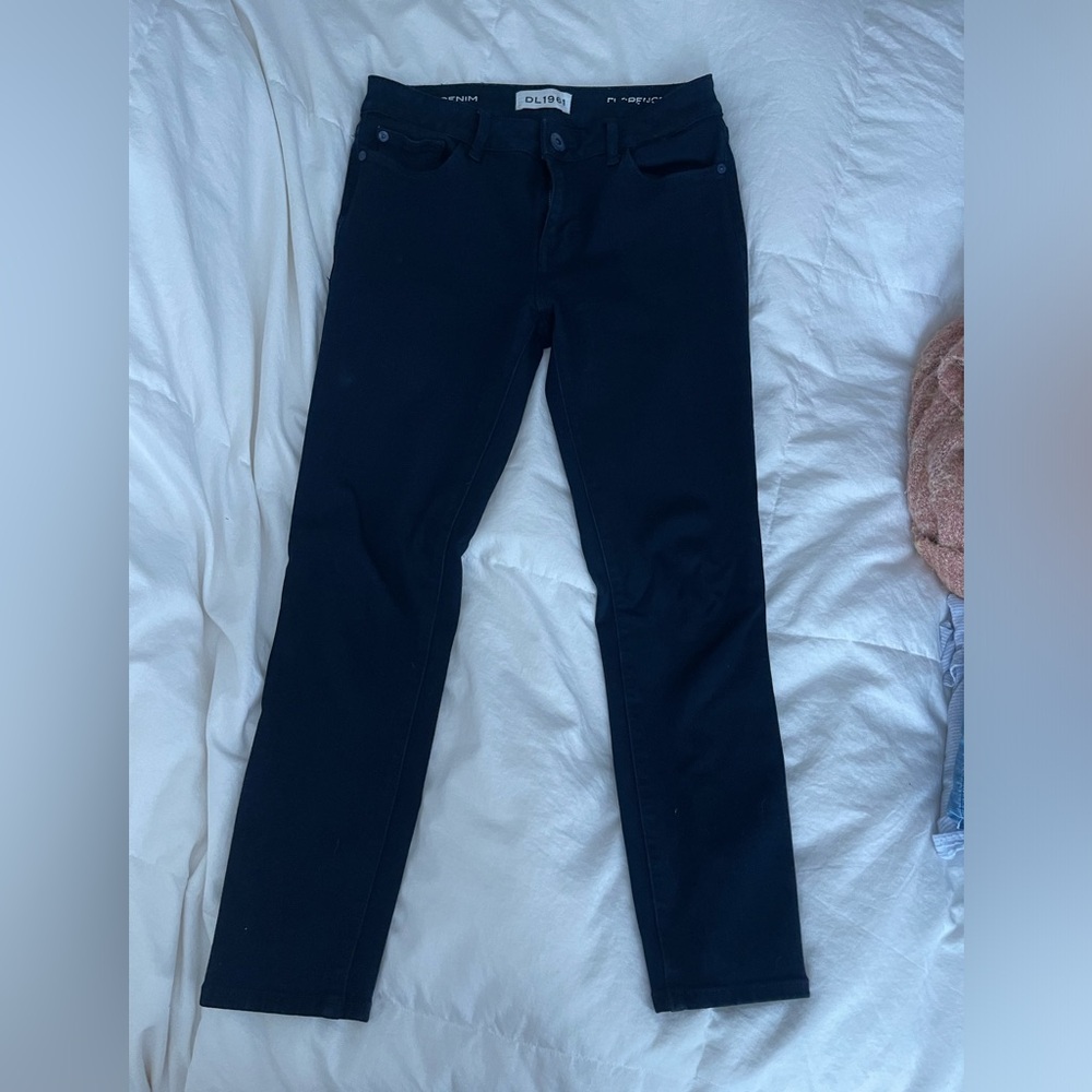 Dl 1961 Skinny blue jeans. Size 26